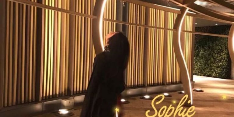 5CBE77B0-C3D5-4154-8815-EE293FD2DF23-768×1024-1